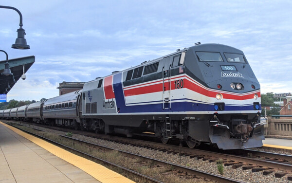 News Photos Amtrak Phase III Heritage Unit Debuts Trains