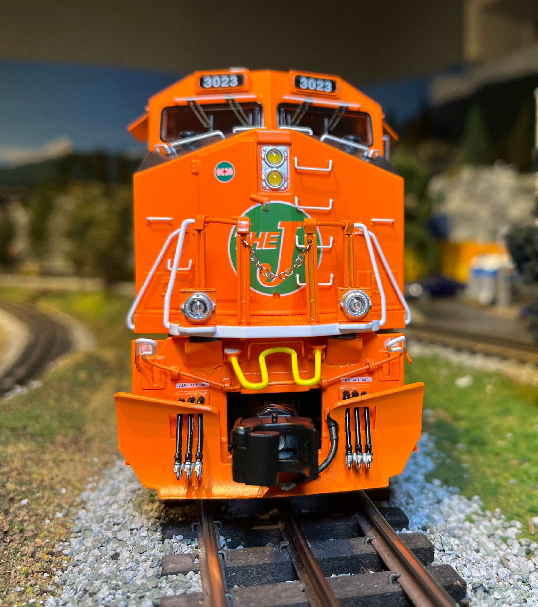 The Lionel Legacy Es Ac Is Back Trains