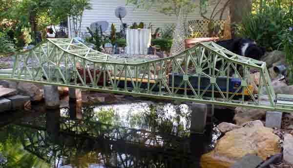 Building a cantilever bridge" by Henk de Visser