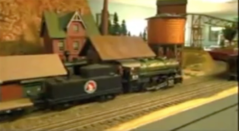 A video of Peter Atonna's O gauge layout