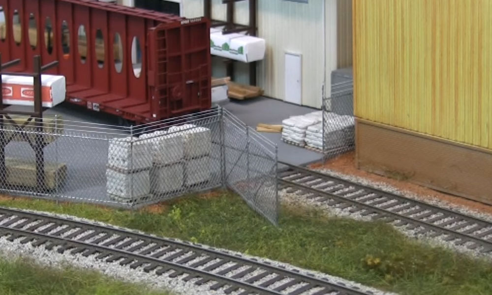 Model operating gate