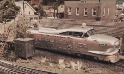Custom HO scale Aerotrain – 1950s movie and how it was made