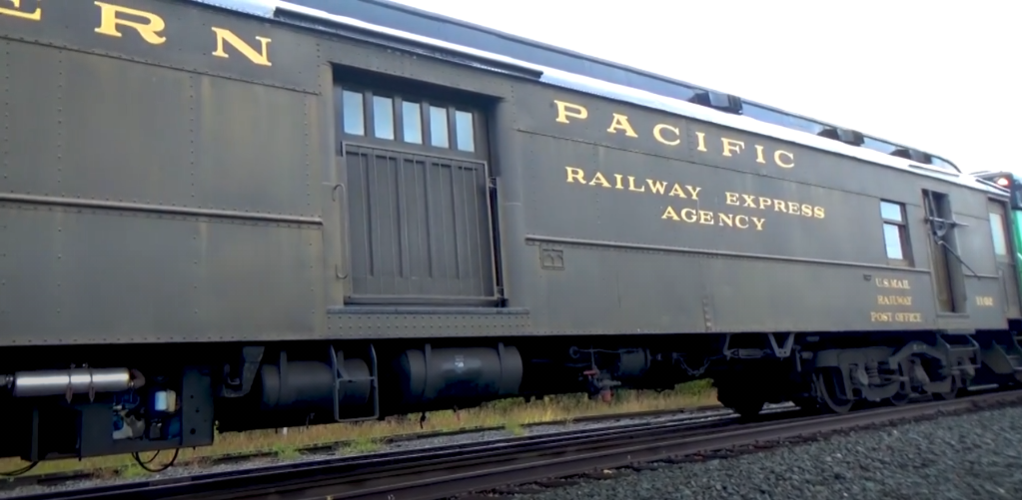 Northern Pacific triple-combine express car