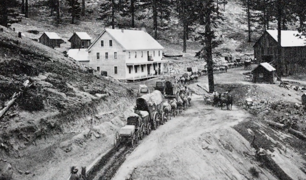 men building Transcontinental Railroad