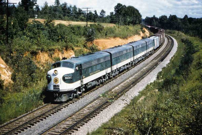 Southern F7s on a freight | Classic Trains Magazine