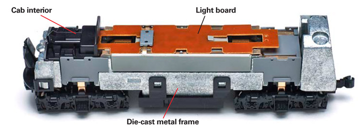 AlightingprintedcircuitboardtopsthelocomotivesmetalframeDigitraxMRCandTCSmakeboardreplacementDCCdecodersforthismodel