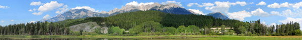 BPH Enterprises HO scale Western-themed mountains photo backdrop