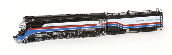 Kato USA Inc. N scale Southern Pacific class GS-4-4-8-4 steam locomotive