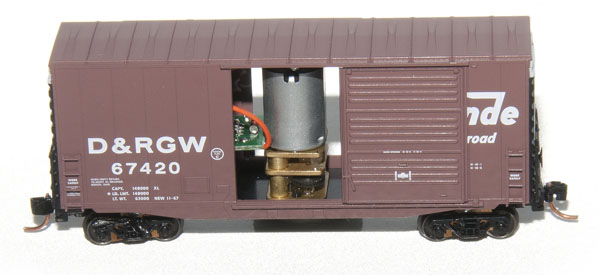 MNP Inc. N scale motorized track cleaning car