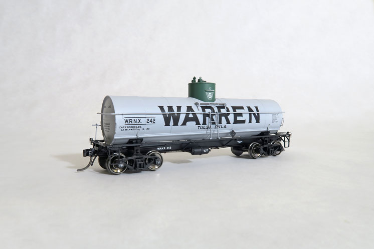 Tangent Scale Models HO scale General American Tank Car 8,000-gallon 1917-design insulated radial course tank car