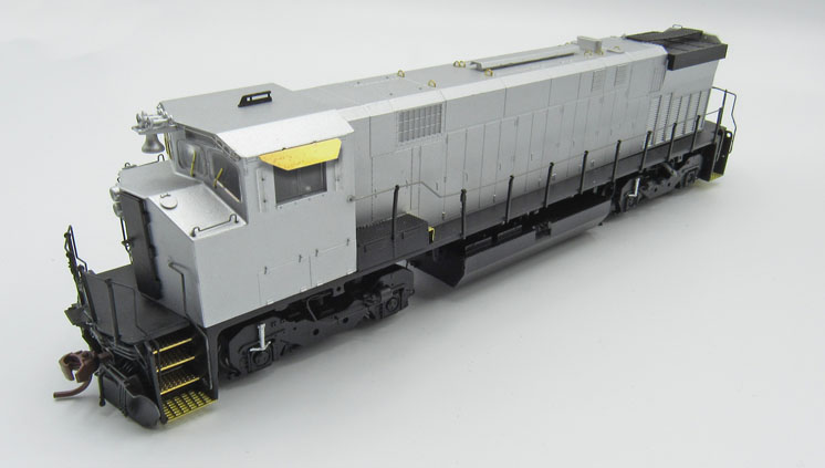 Rapido Trains HO scale MLW M420 diesel locomotive