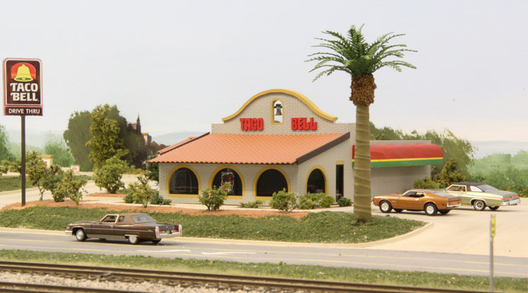 Summit USA HO scale 1970s and 1980s Taco Bell restaurants