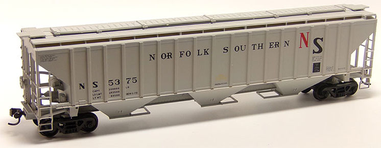 East Coast Railroads HO scale Norfolk Southern (pre-1982 company) Pullman-Standard 4,750-cubic-foot-capacity three-bay covered hopper