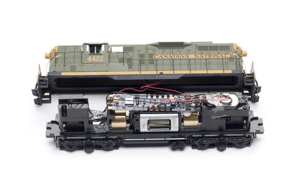 Athearn HO scale Canadian National GP9