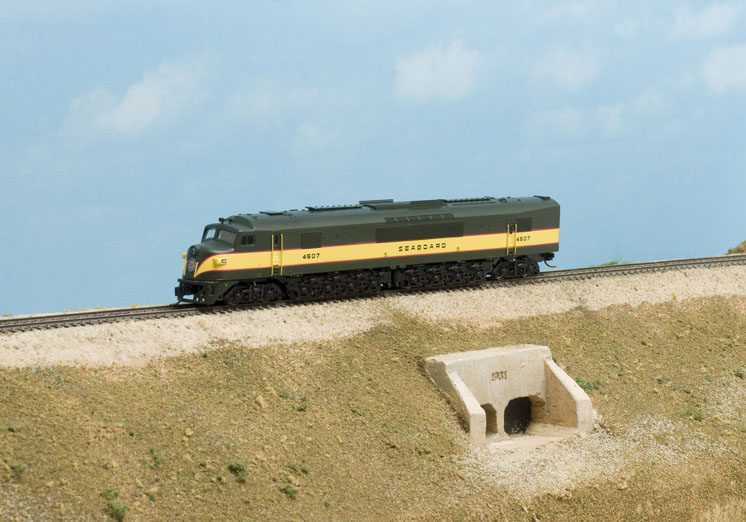 Broadway Limited Imports N scale Centipede Seaboard Air Line