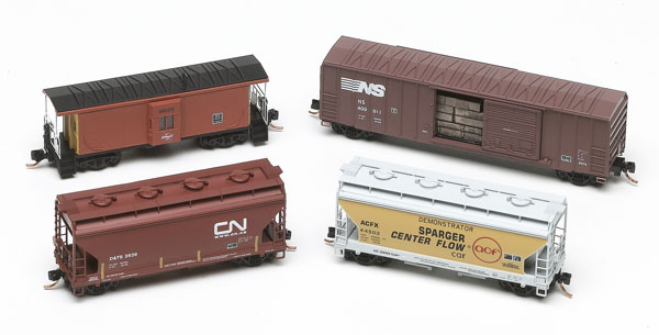 Micro-Trains Line Co. N scale assorted freight cars