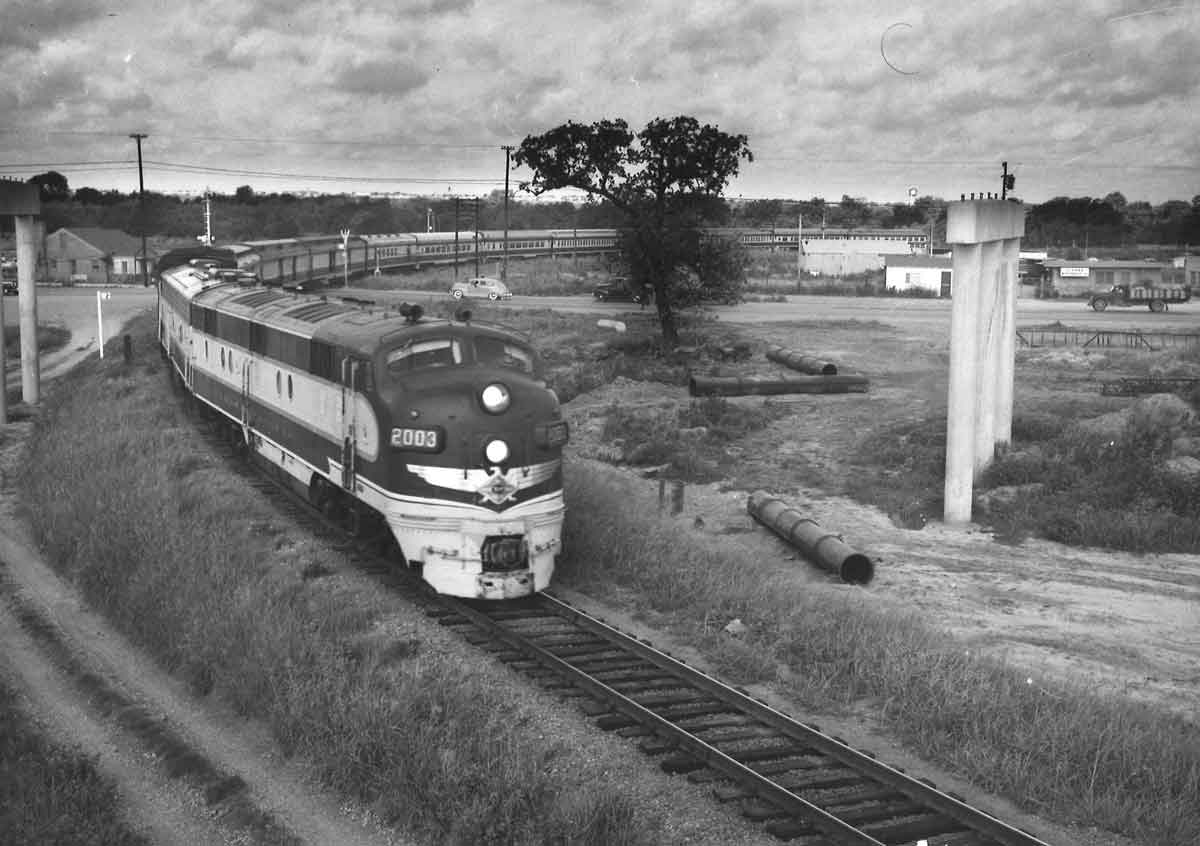 Passenger Trains of Texas - Cotton Belt-tzp422