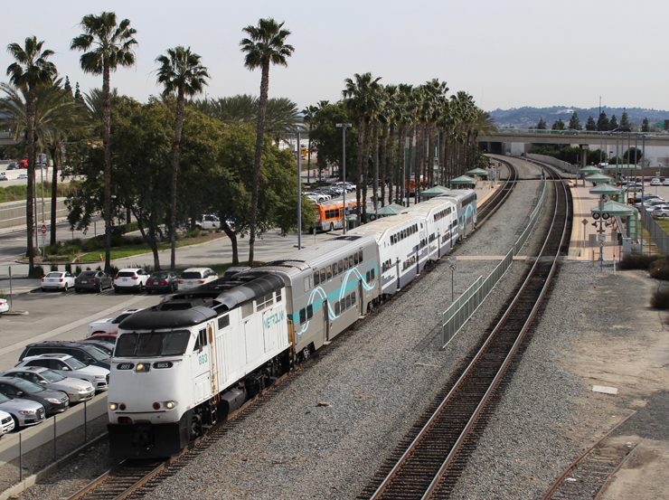 Metrolink_Burbank_Lassen