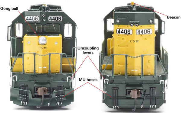 The C&NW version has a prototypical nose-mounted gong bell. Separately applied parts include uncoupling levers and m.u. hoses.