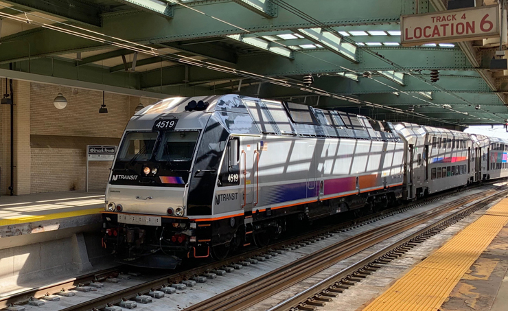 NJTransit_Locomotive_Spielman