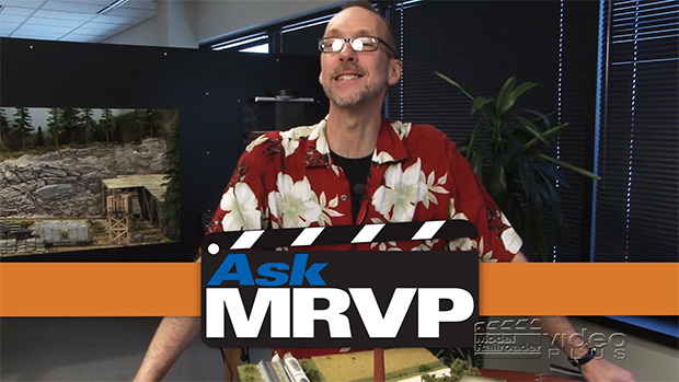David Popp wearing a Hawaiian shirt and introducing a video.