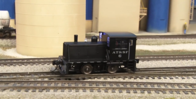 Video: Walthers HO scale Plymouth ML-8 switcher