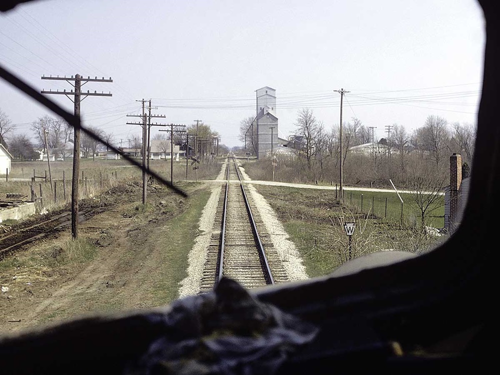 View from the cab of a Penn Central E7