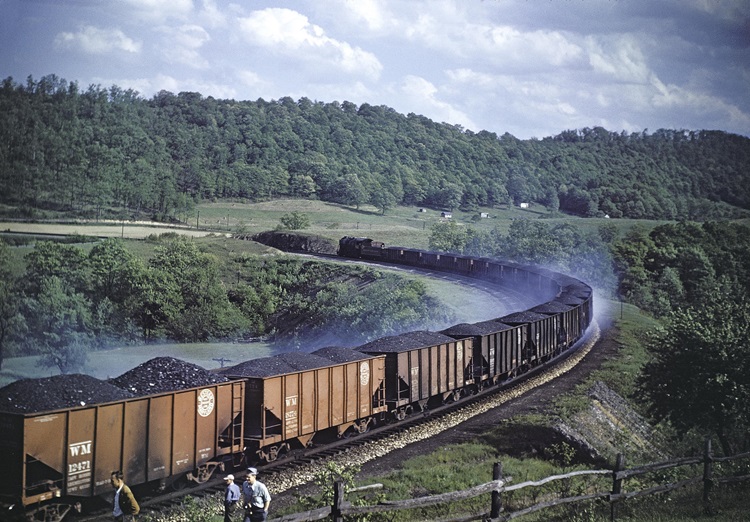 Coal train on Helmstetter’s Curve