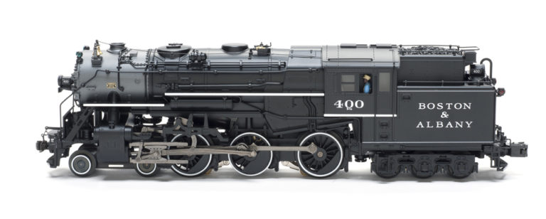 The Lionel Legacy 4-6-6T commuter steam locomotive - Trains