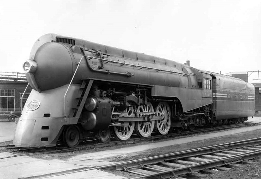 Streamlined steam locomotives - Trains