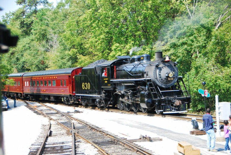 Exploring The Rich History Of The Tennessee Railroad Museum