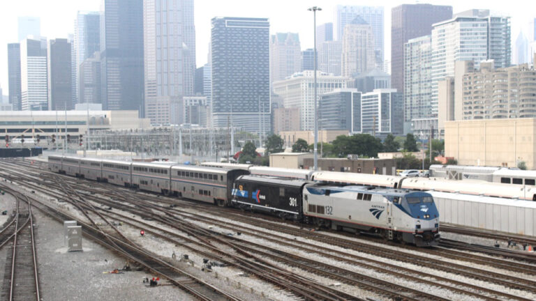 News photos: Amtrak 'Day One' Charger continues east for delivery - Trains