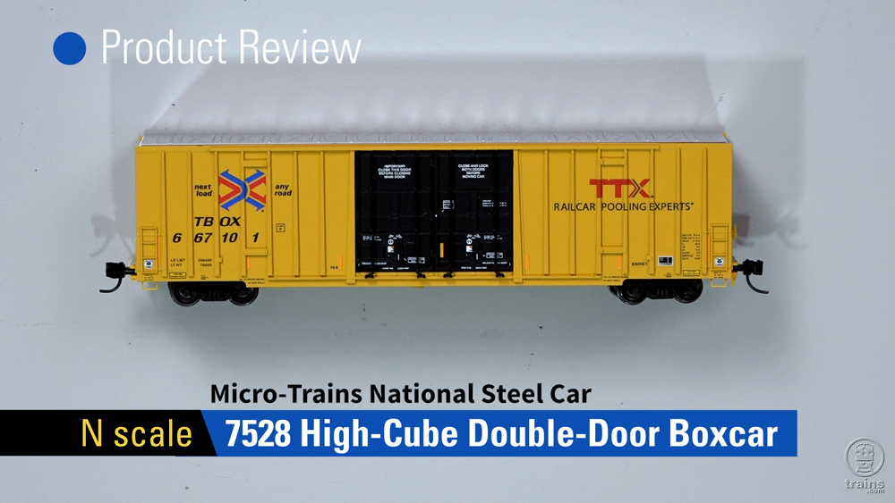 Micro Trains double-door boxcar