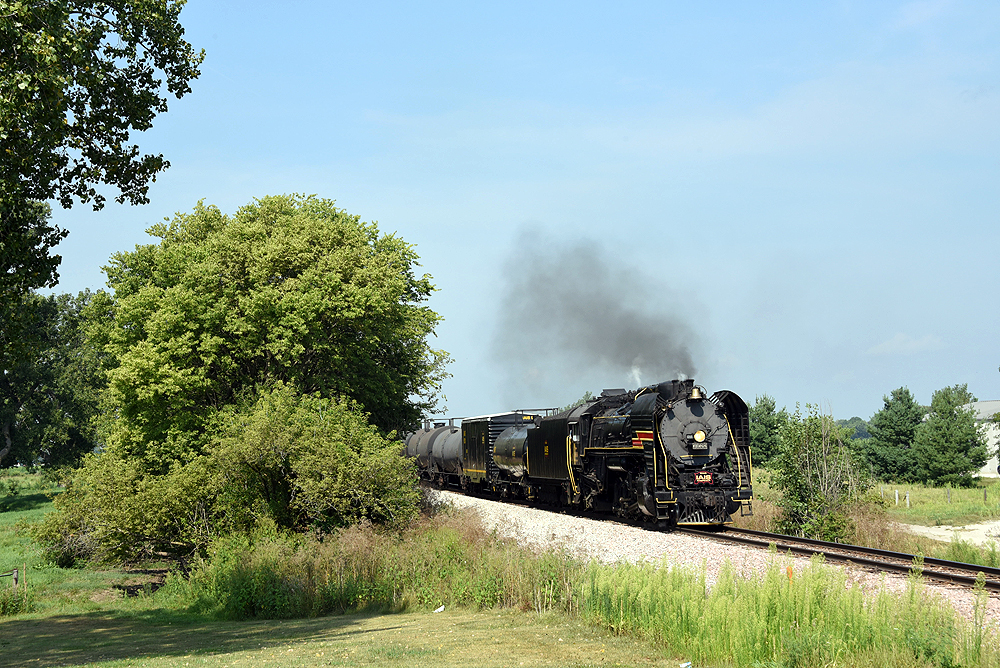 Iowa Interstate’s QJ 2-10-2 steam locomotive in photos - Trains