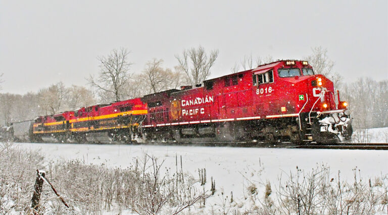 Kansas City Southern moves toward a merger agreement with Canadian ...