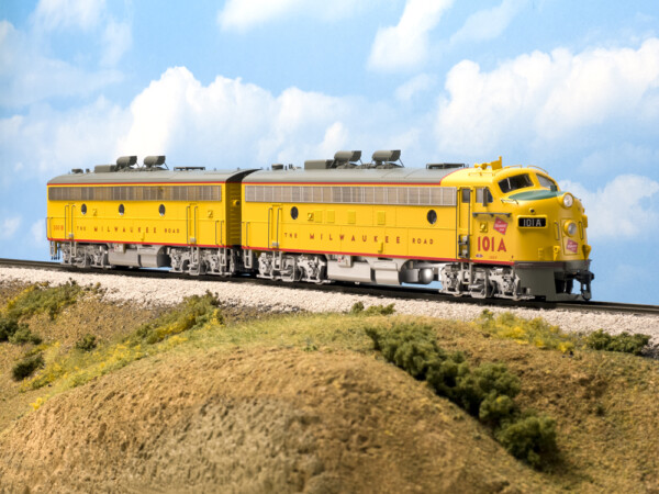 WalthersProto HO Scale EMD FP7 And F7B - Trains