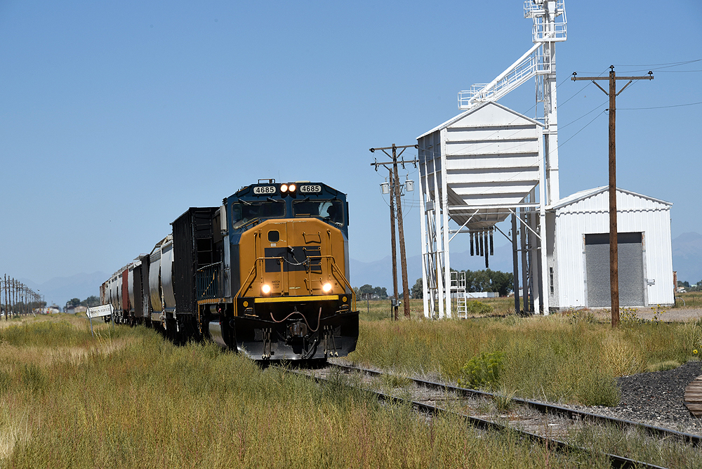 Iowa Pacific Railroad equipment in late 2021 - Trains