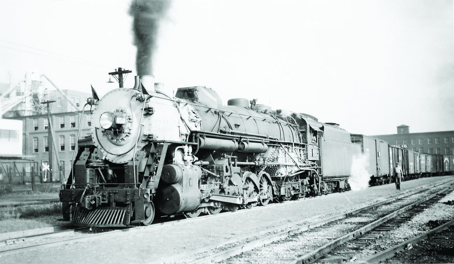 Chicago Great Western Railroad history - Trains