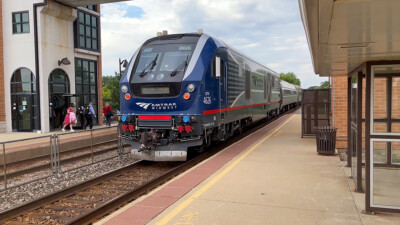 Amtrak Hiawatha service highlights - Trains