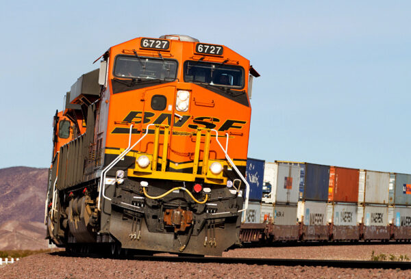 Intermodal may not see boost during peak shipping season: Analysis - Trains