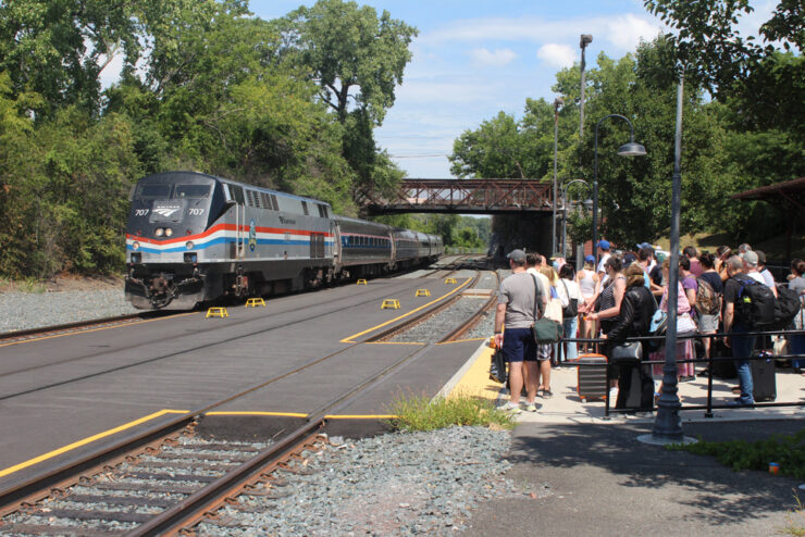 New York governor asks Amtrak to revise changes to Empire Service ...