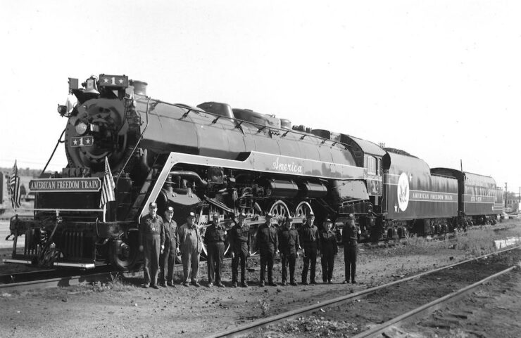 B&O museum begins cosmetic restoration of American Freedom Train ...