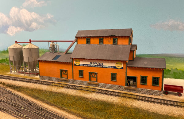 Five common structures for a model train layout - Trains