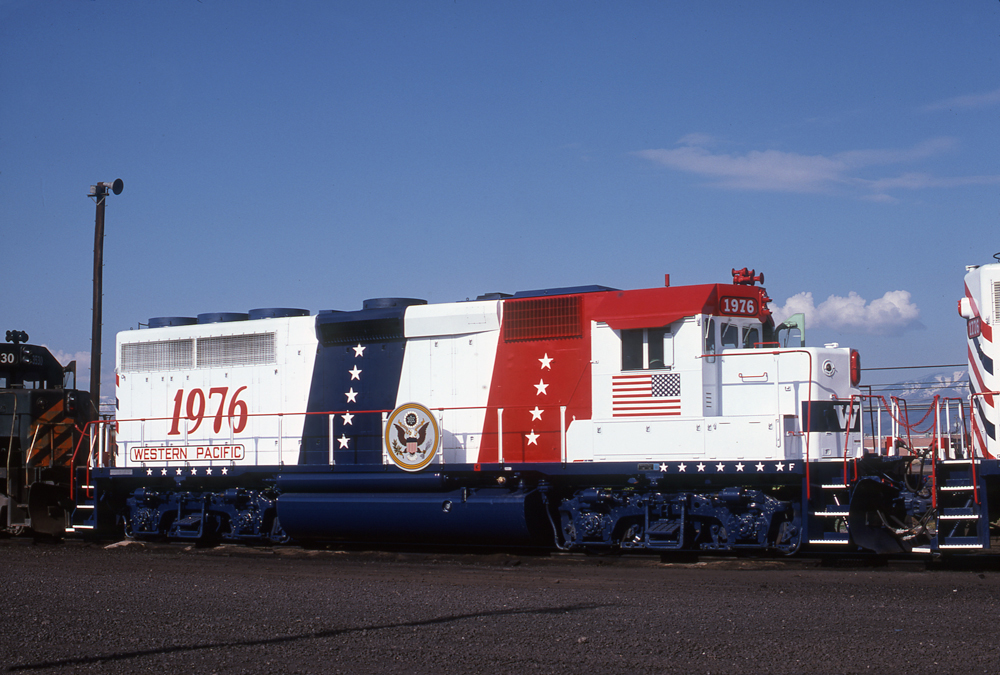 Bicentennial Diesel Locomotives Photo Gallery - Trains