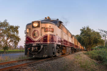 Napa Valley Wine Train to replace six older diesels with two Tier 4 ...