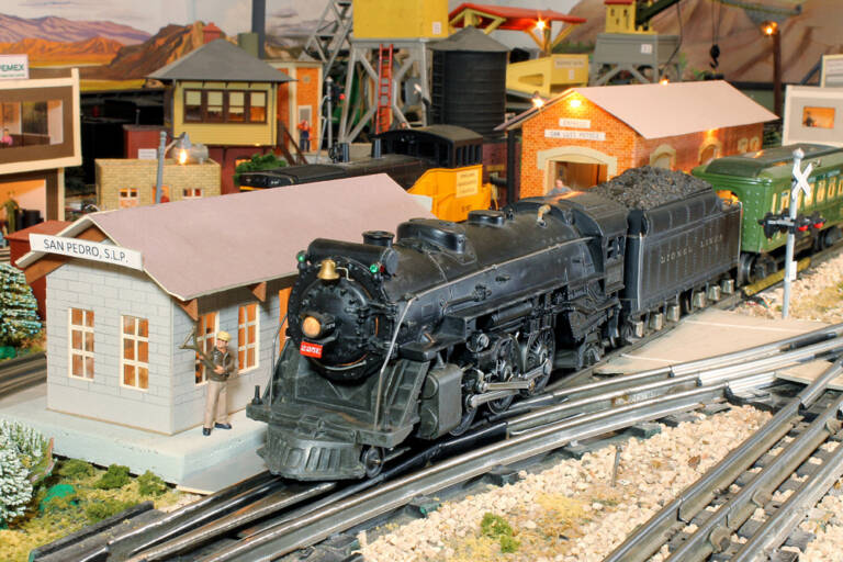 Locomotives we love: Lionel No. 225E 2-6-2 steam engine - Trains