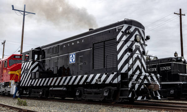 Restored Fairbanks Morse switcher debuts in Southern California - Trains