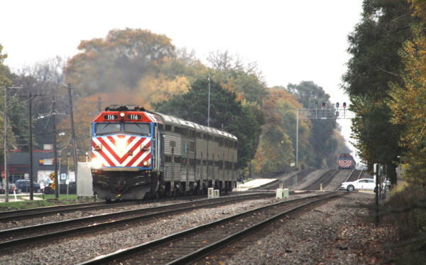 Metra to expand BNSF line weekend service - Trains