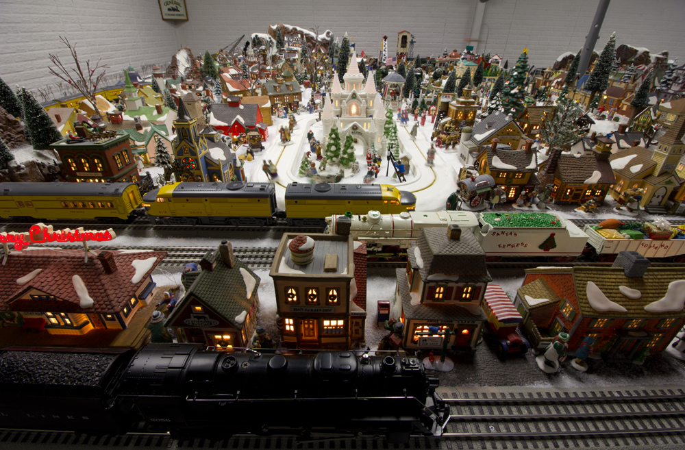 overview of Christmas train layout