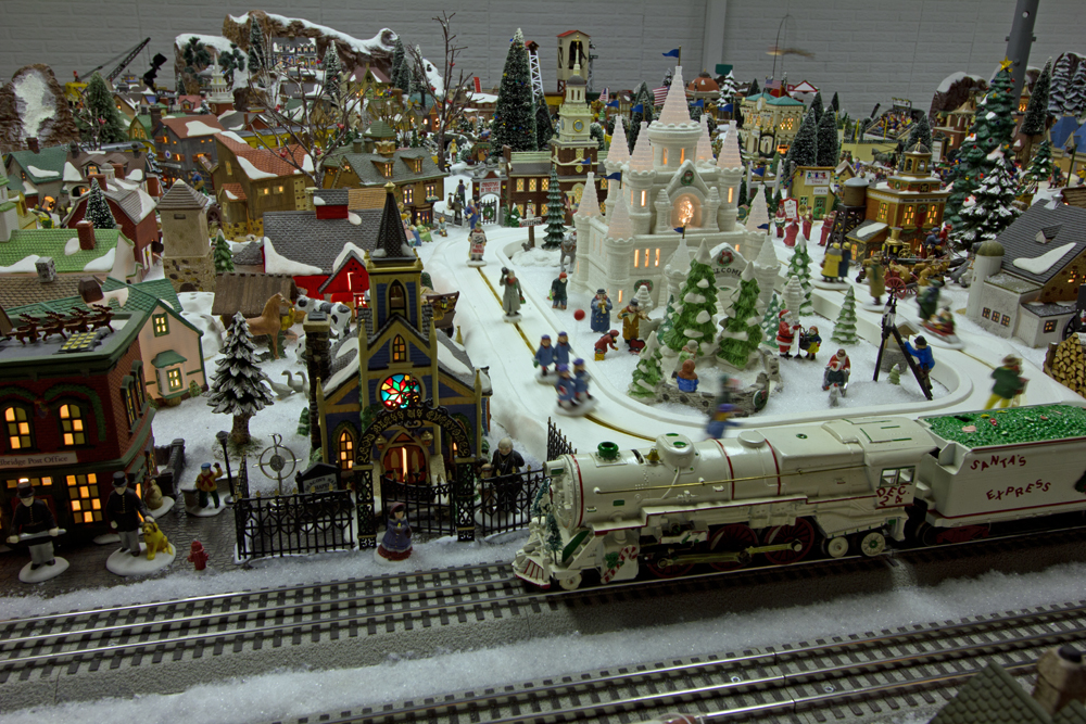 overview of Christmas train layout